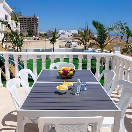 Villa Suncity Boutique Beachfront Agia Napa Buitenkant foto