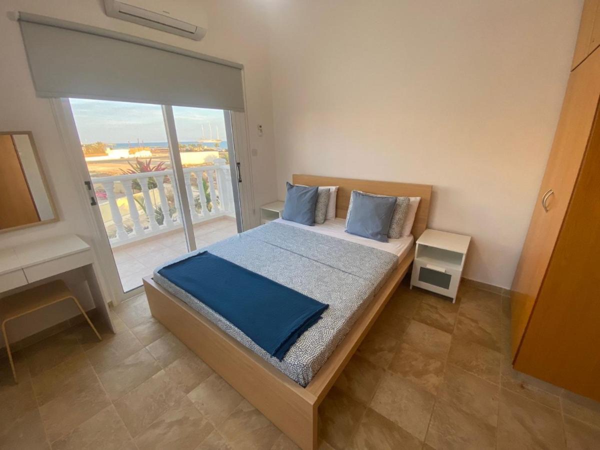 Villa Suncity Boutique Beachfront Agia Napa Buitenkant foto