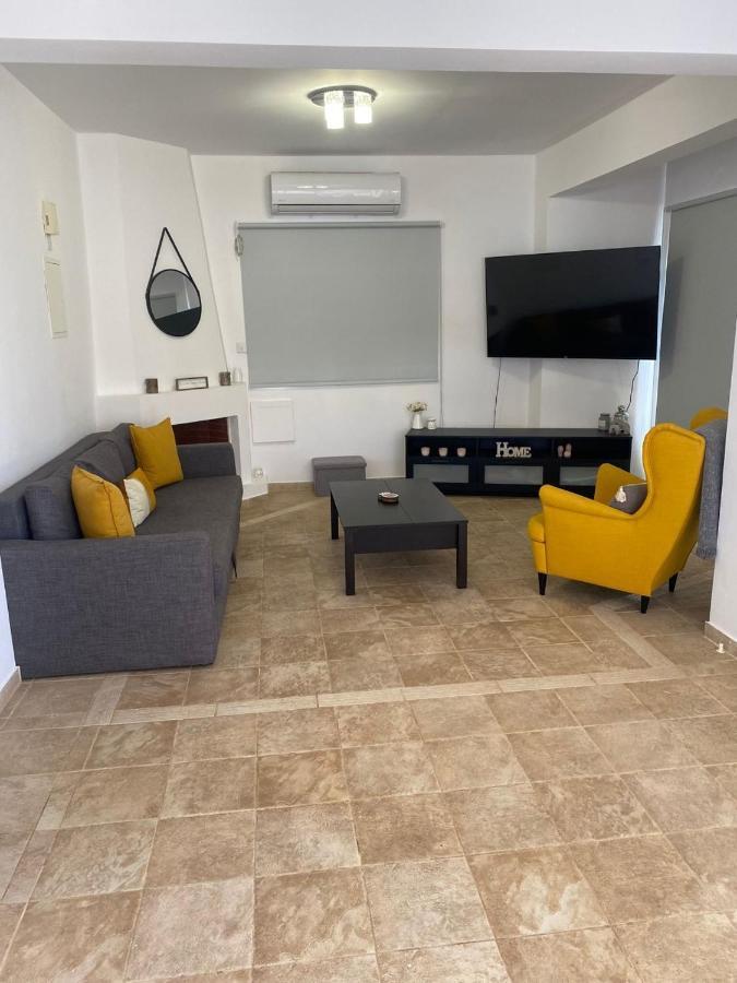 Villa Suncity Boutique Beachfront Agia Napa Buitenkant foto