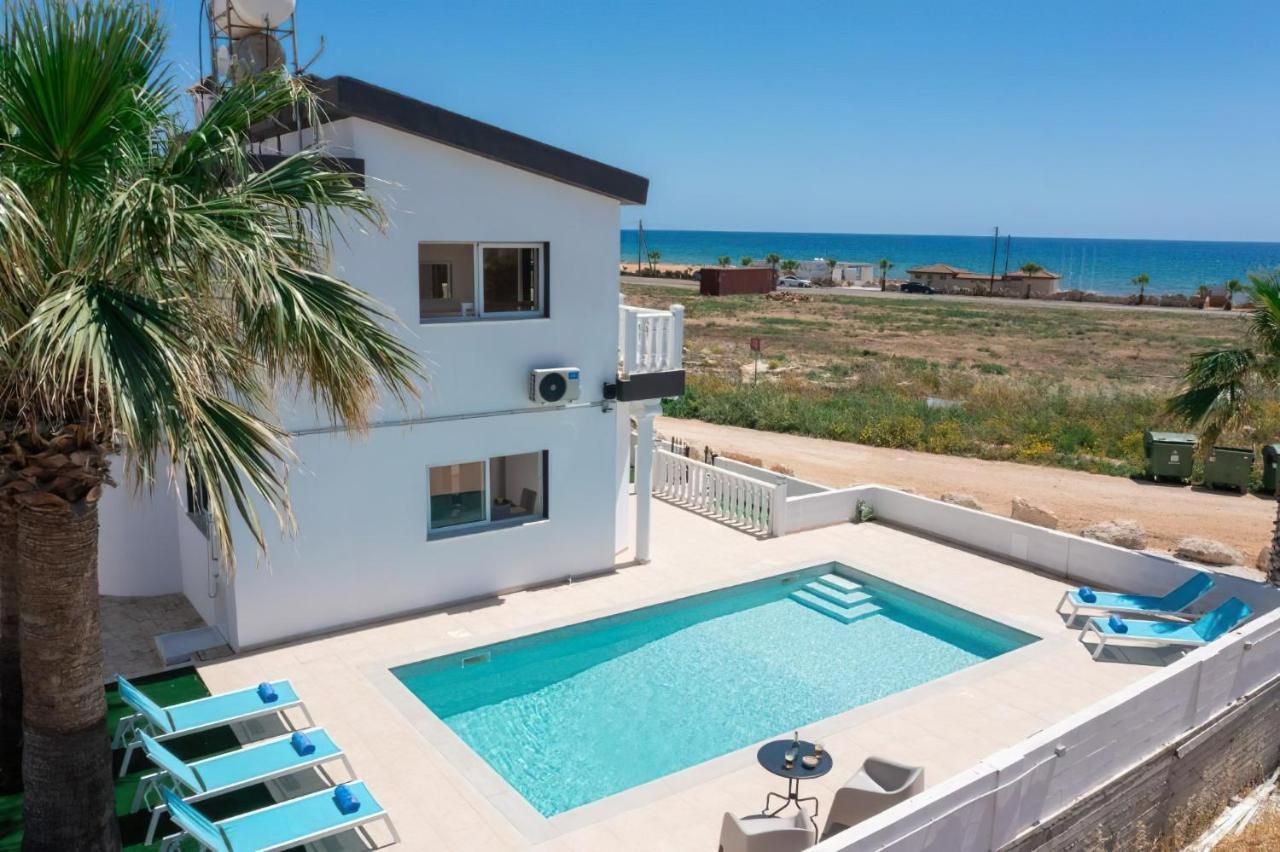Villa Suncity Boutique Beachfront Agia Napa Buitenkant foto